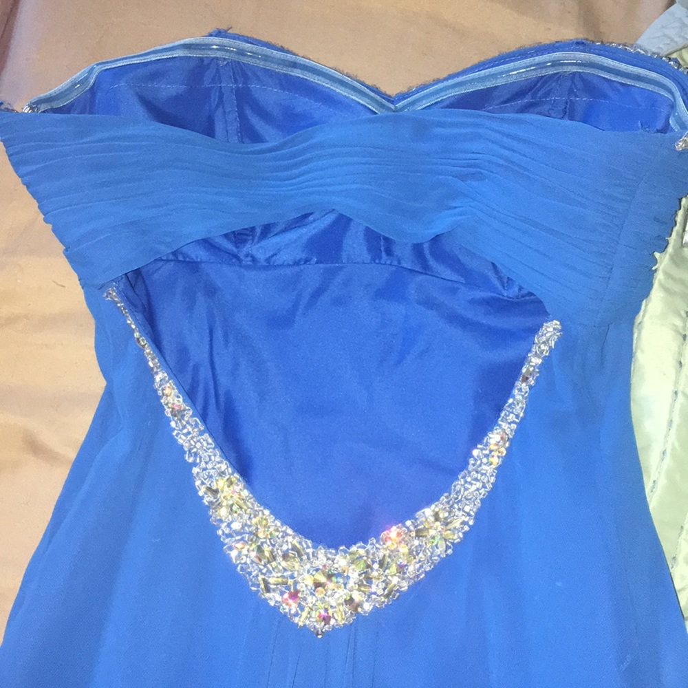 Favianna blue prom dress - Picture 8 of 8